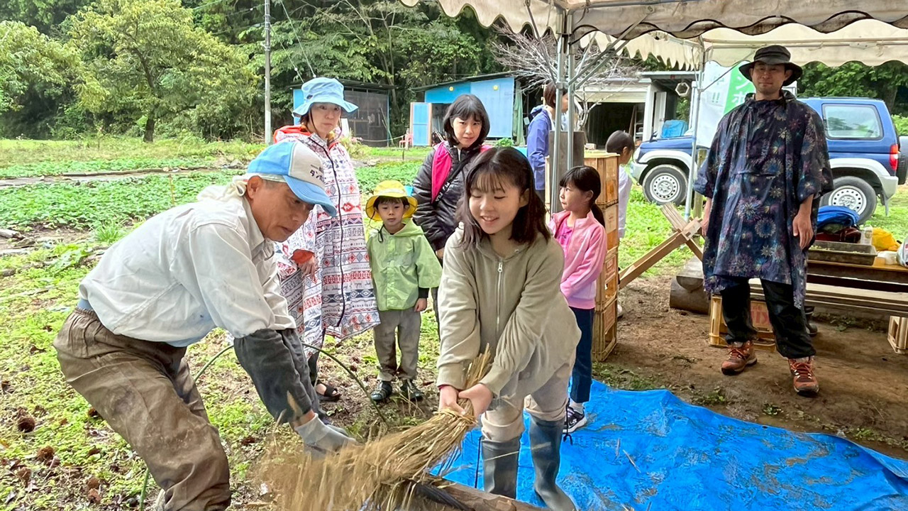 東京の里山で米づくり体験！～脱穀編～（10/24開催）【東京ポイント対象】
